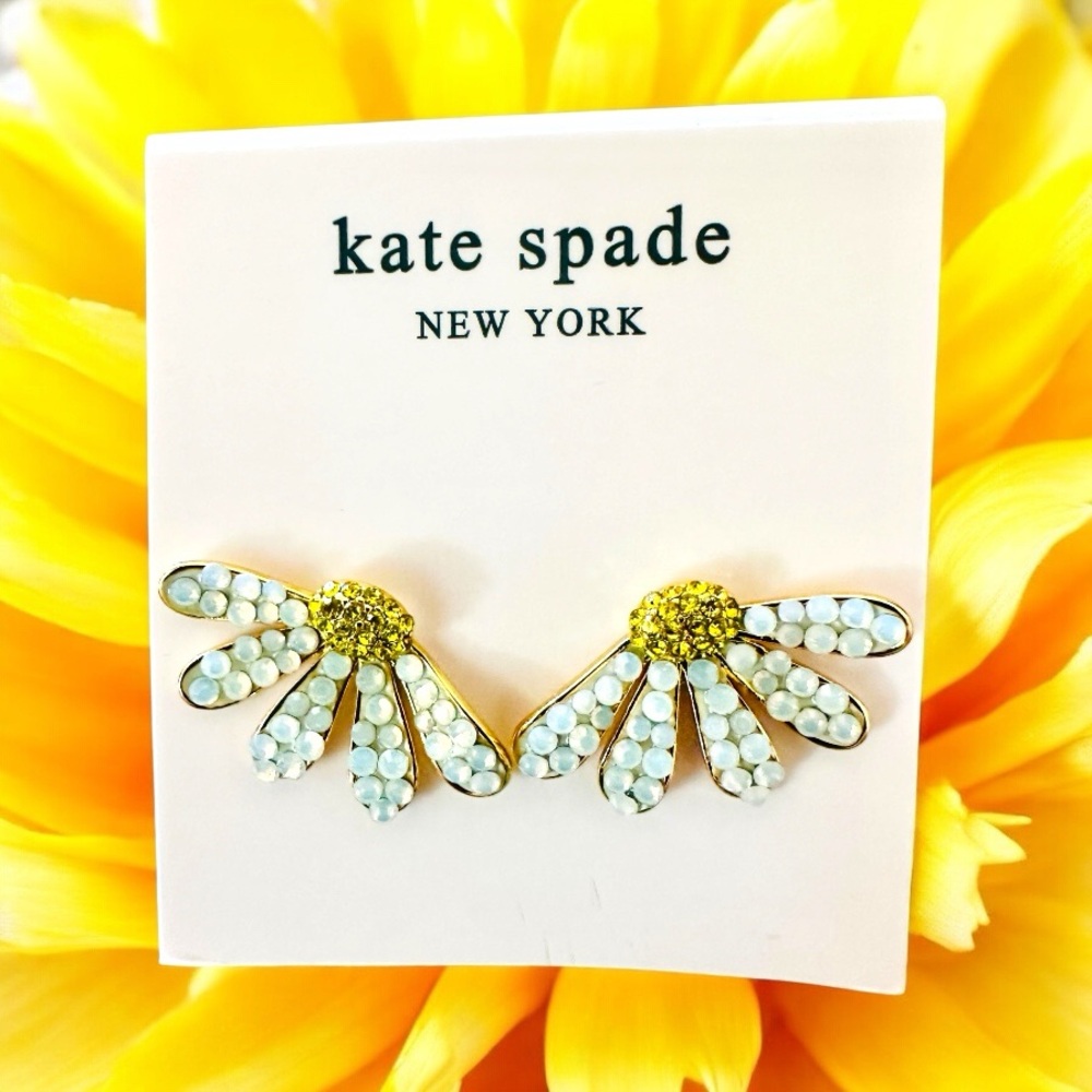 Perfect Summertime Kate Spade Daisy Stud Earrings White Opal Yellow Crystals NWT